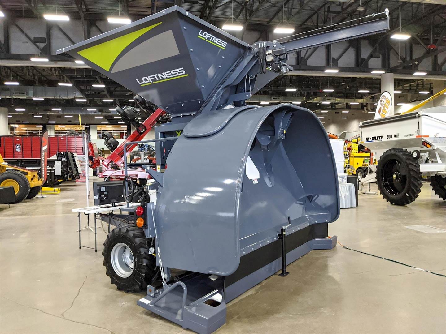 2024 Loftness XLB 10 Equipment Image0