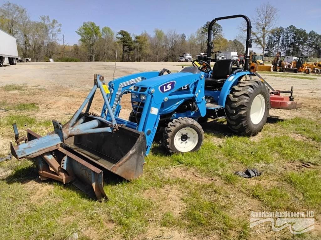 2023 LS MT225E Equipment Image0