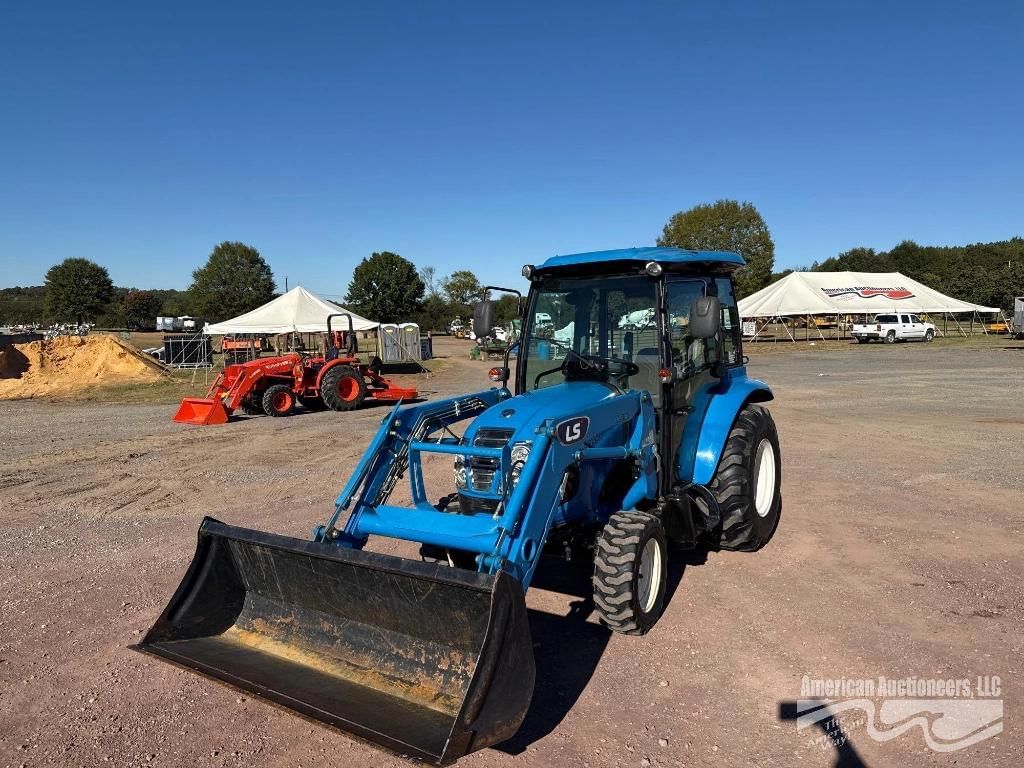 2023 LS XR3135H Equipment Image0