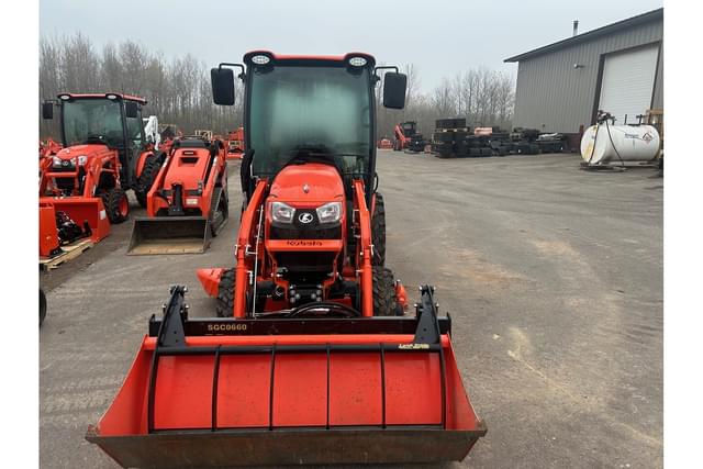 Image of Kubota LX2610HSDC equipment image 1