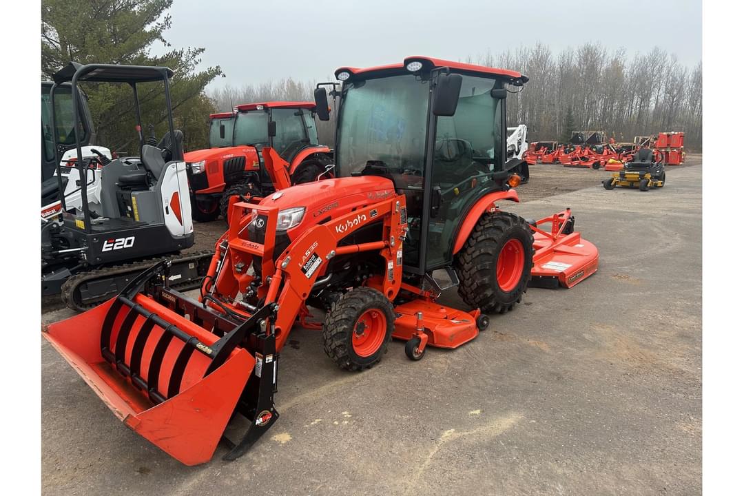 Image of Kubota LX2610HSDC Primary image