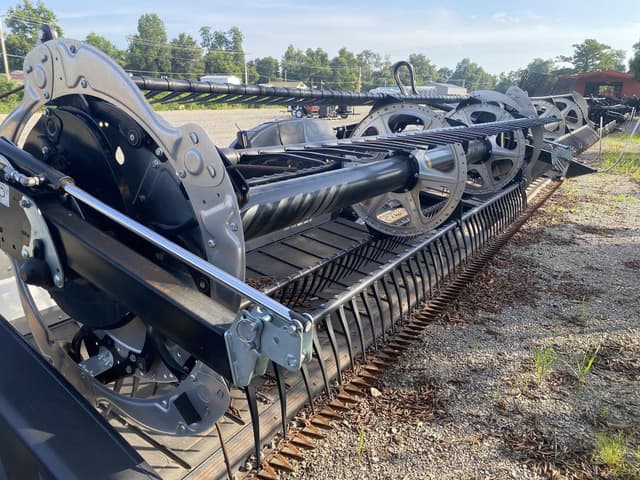 Image of MacDon FD230  equipment image 2