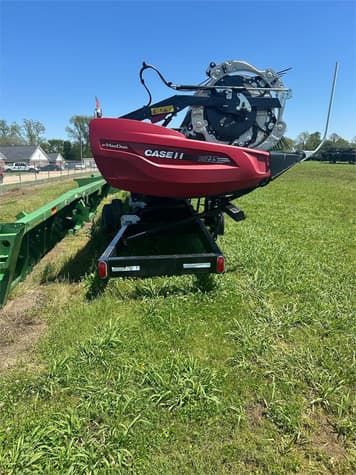 Main image MacDon FD235