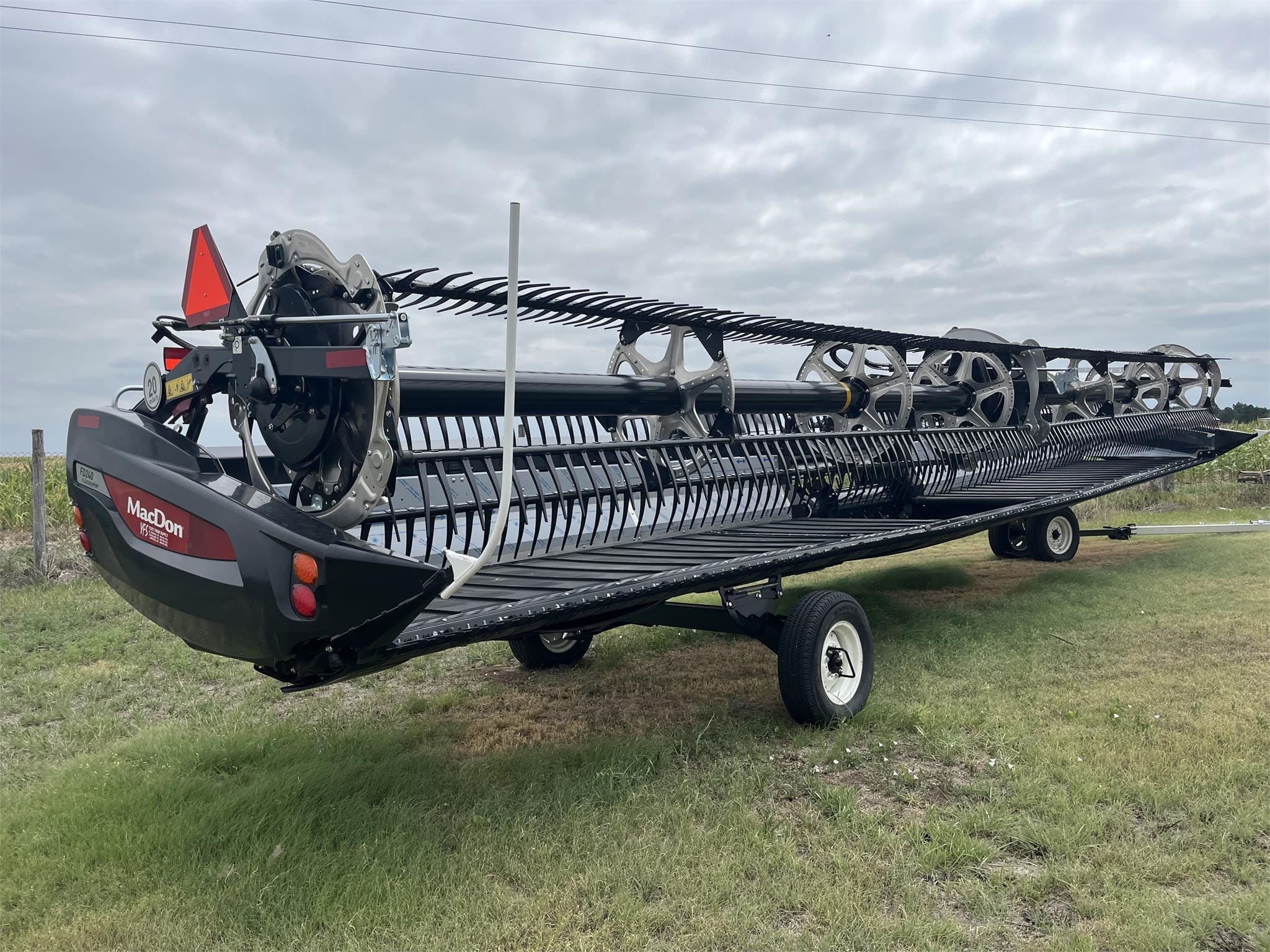 2023 MacDon FD240 Equipment Image0