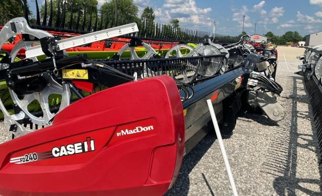 Image of MacDon FD240 equipment image 1