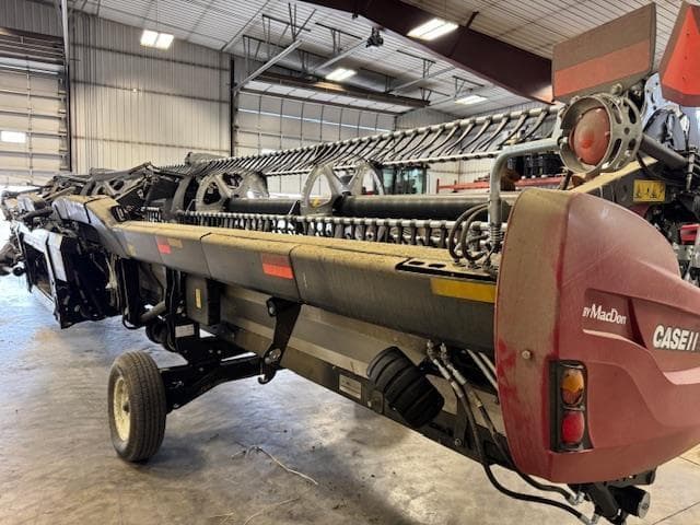 Image of MacDon FD245 equipment image 2