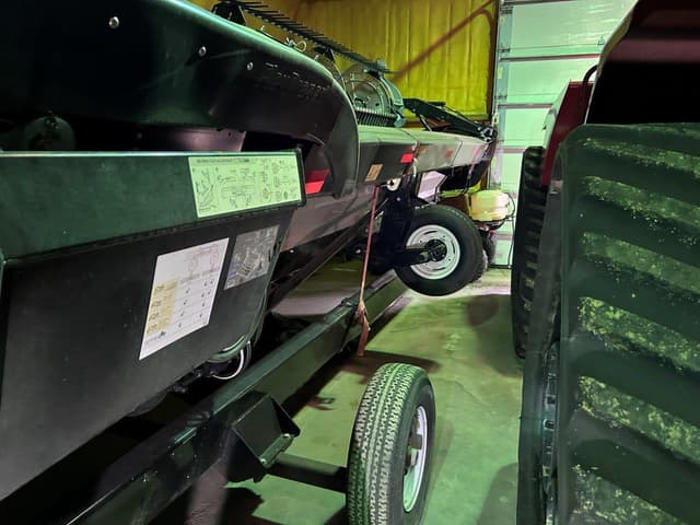 Image of MacDon FD250 equipment image 4