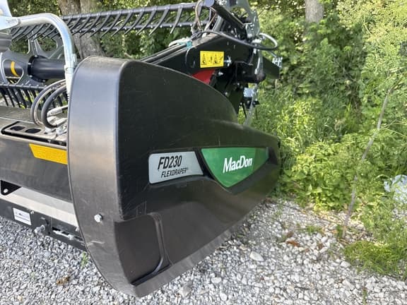 Image of MacDon FD230  equipment image 2