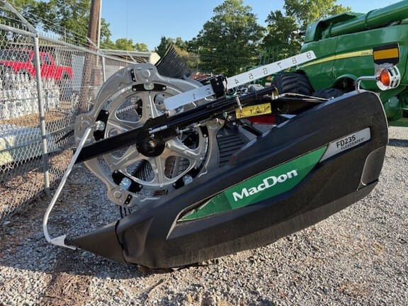 2023 MacDon FD235 Equipment Image0