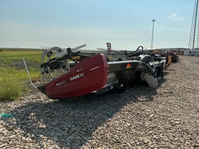 Image of MacDon FD235 equipment image 1