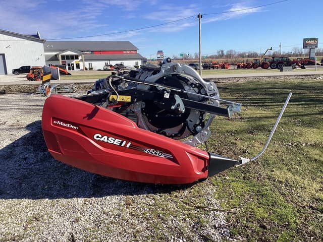 Image of MacDon FD240 equipment image 1