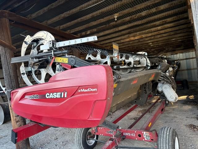 Image of MacDon FD240 equipment image 1