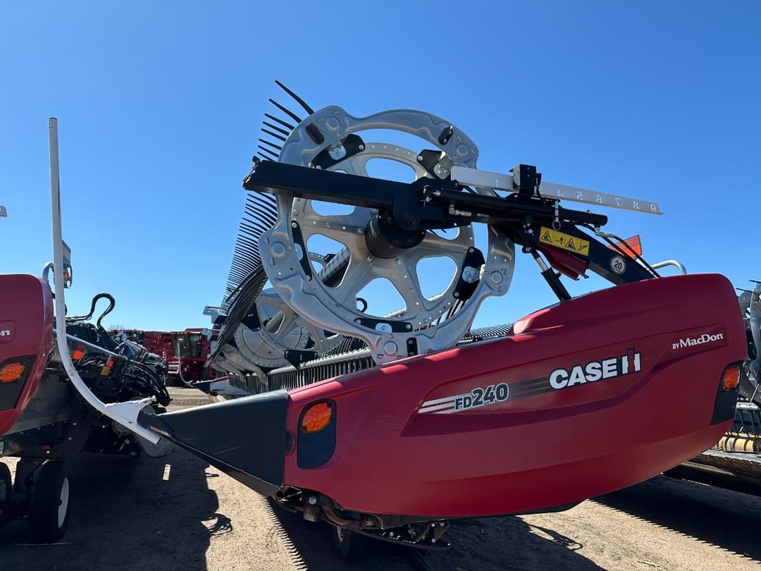 Image of MacDon FD240 Primary Image