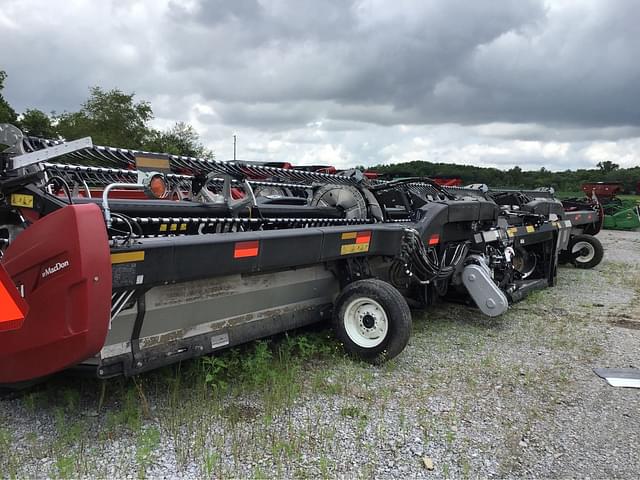 Image of MacDon FD245 equipment image 4