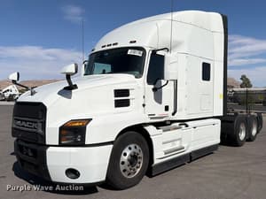 2023 Mack Anthem Image