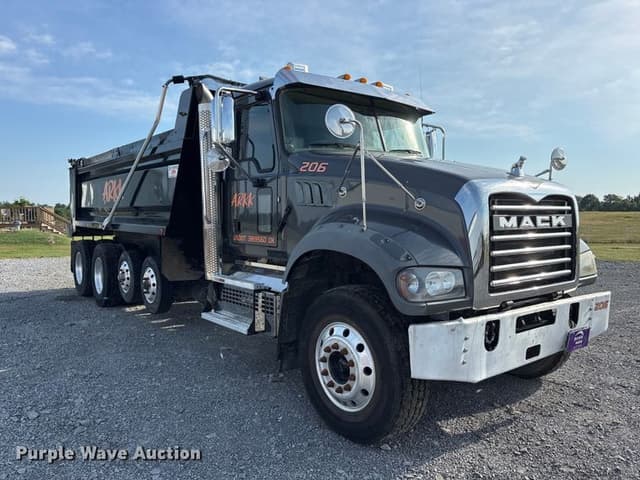 Image of Mack GR64F equipment image 2