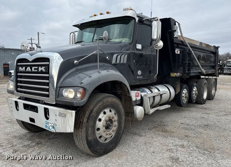 2023 Mack Granite Equipment Image0