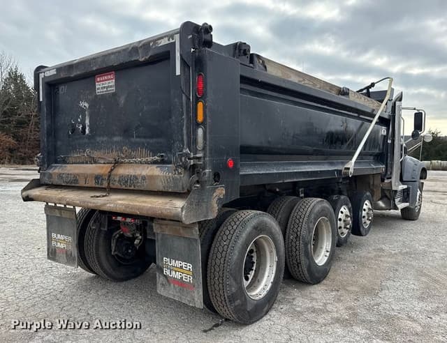 Image of Mack Granite equipment image 4