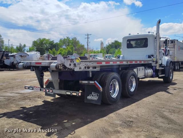 Image of Mack Granite equipment image 4