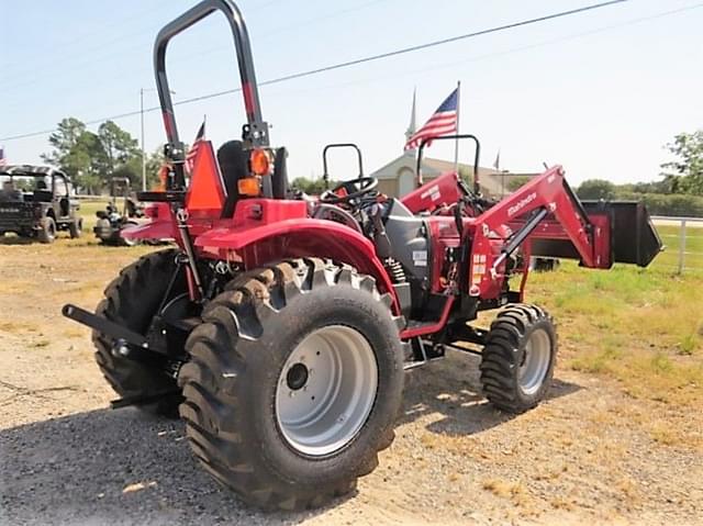 Image of Mahindra 1626 equipment image 4