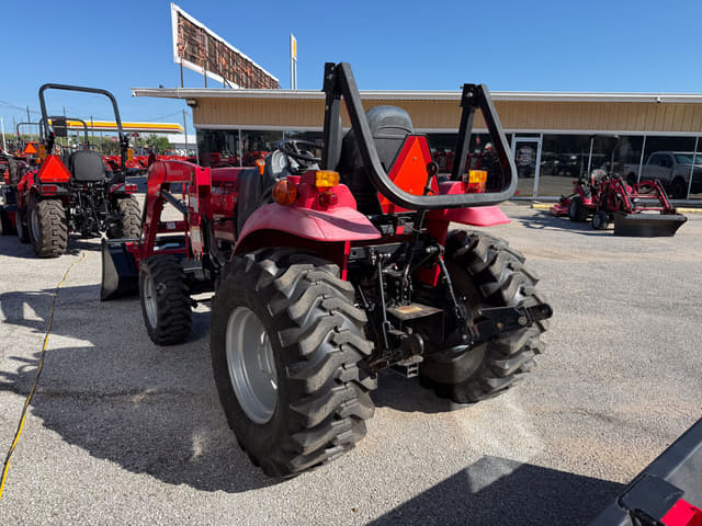 Image of Mahindra 1635 SST equipment image 3