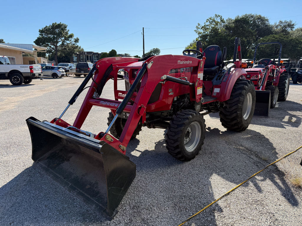 2023 Mahindra 1635 SST Equipment Image0
