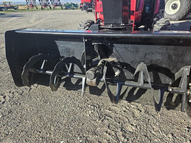 Image of Mahindra 1635 HST equipment image 3