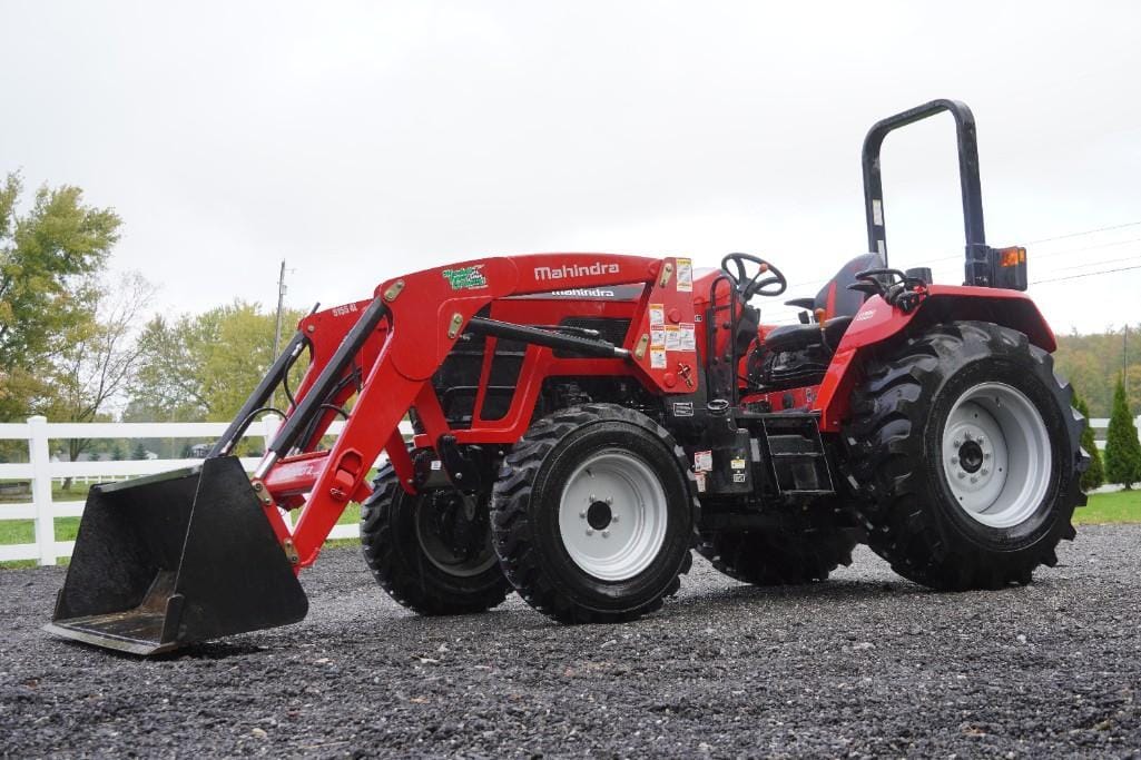 Main image Mahindra 5155