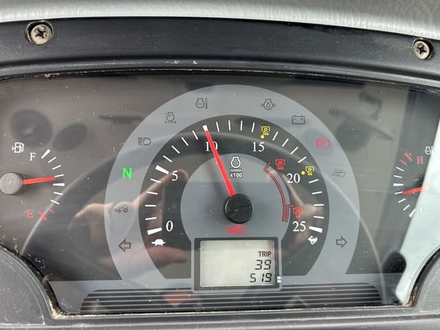 Image of Mahindra 6075 equipment image 4