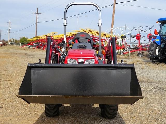 Image of Mahindra Max 26XL equipment image 1