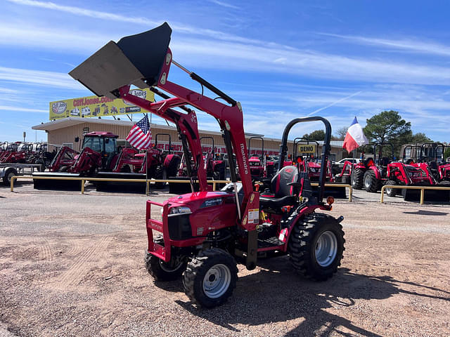 Image of Mahindra Max 26XLT equipment image 1