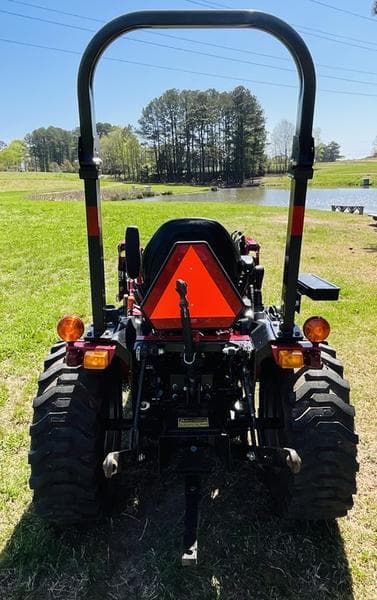 Image of Mahindra Max 26XLT equipment image 4