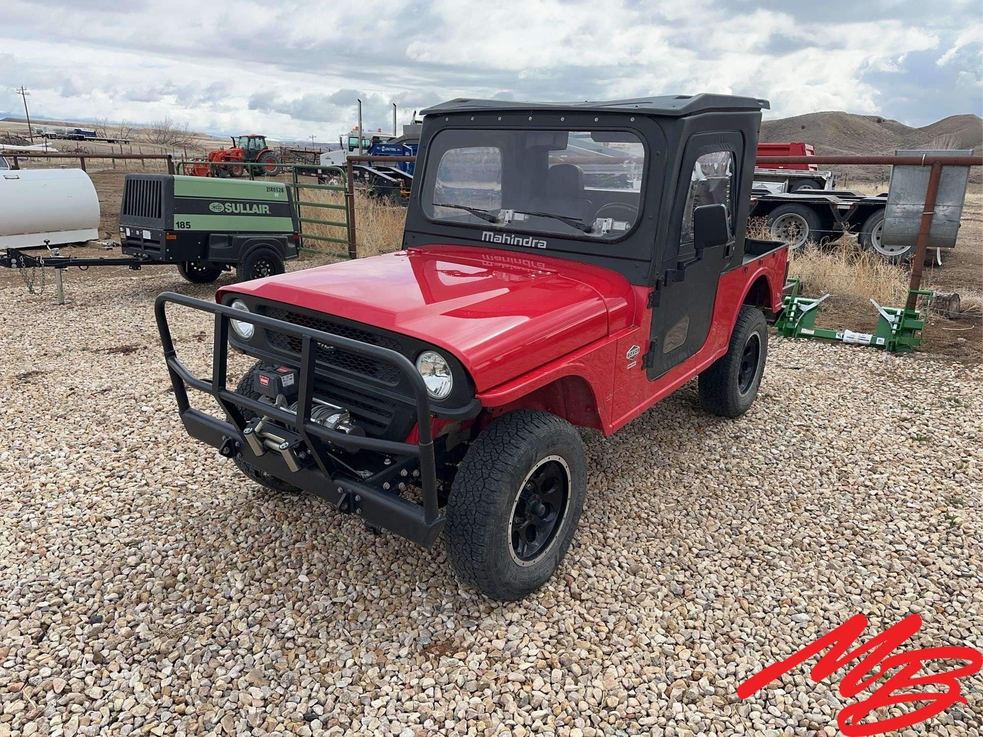 2023 Mahindra Roxor Equipment Image0