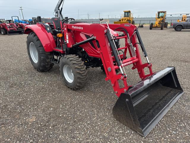 Image of Mahindra 2660 equipment image 3