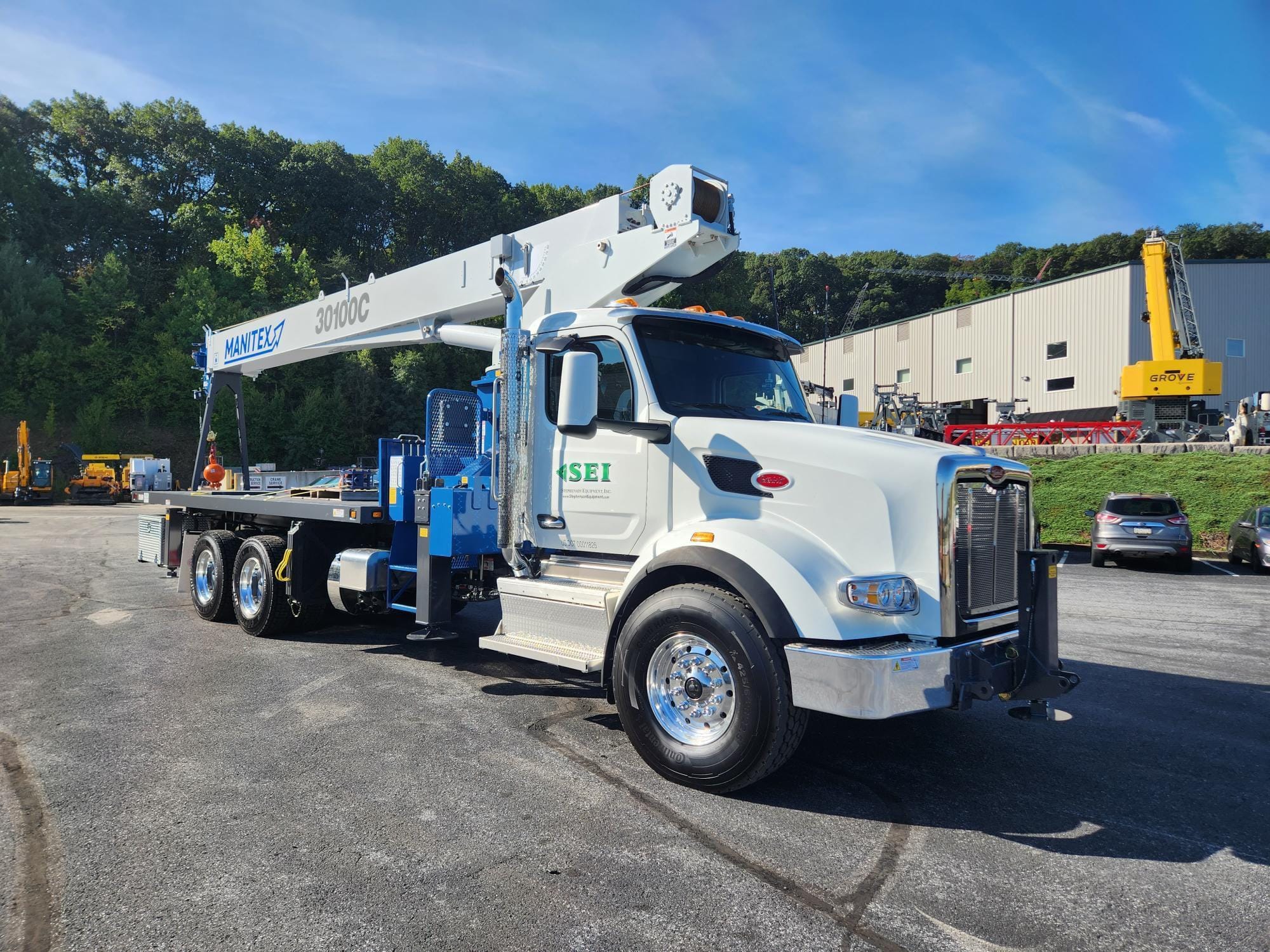 2023 Manitex 30100C Equipment Image0