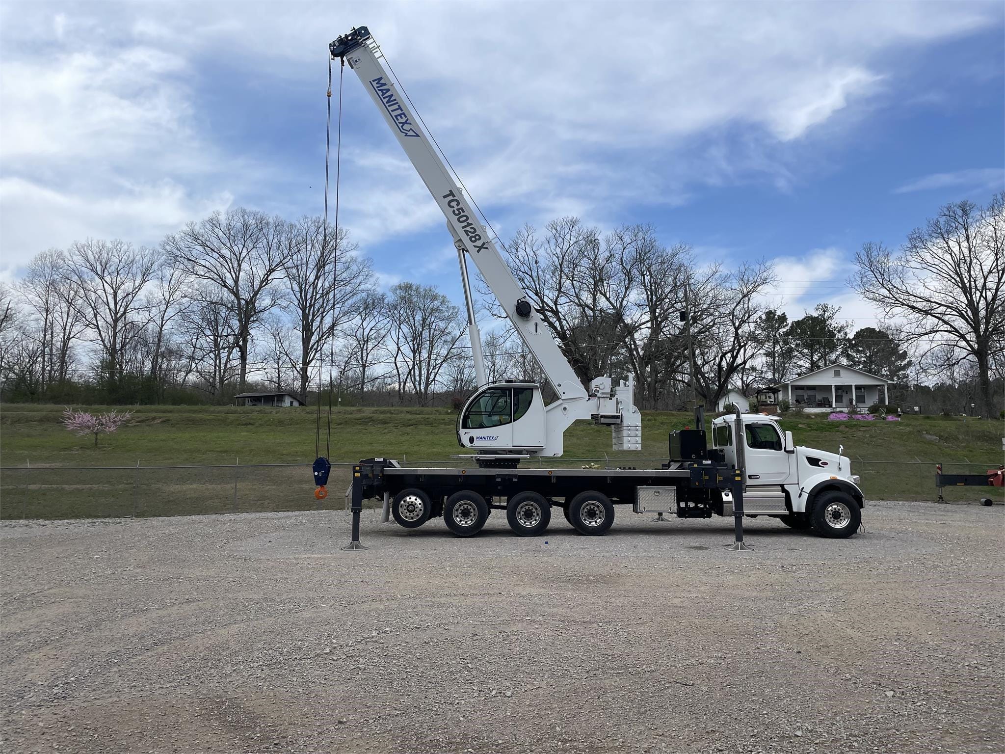 2147483647 Manitex TC50128X Equipment Image0