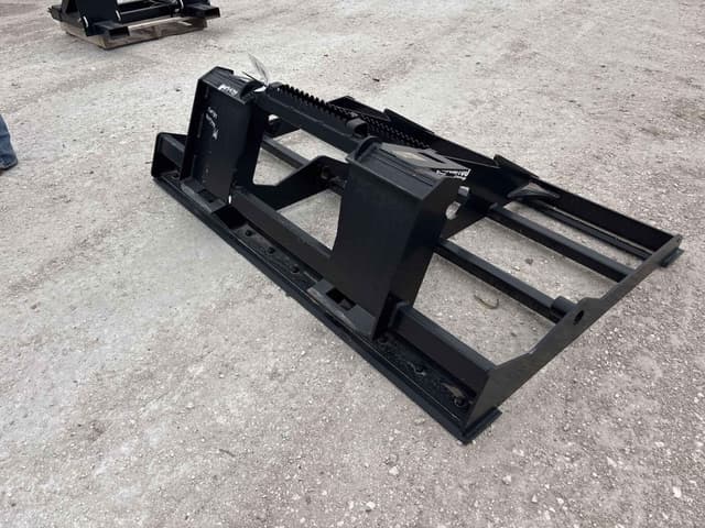 Image of Manitou 500785 equipment image 2