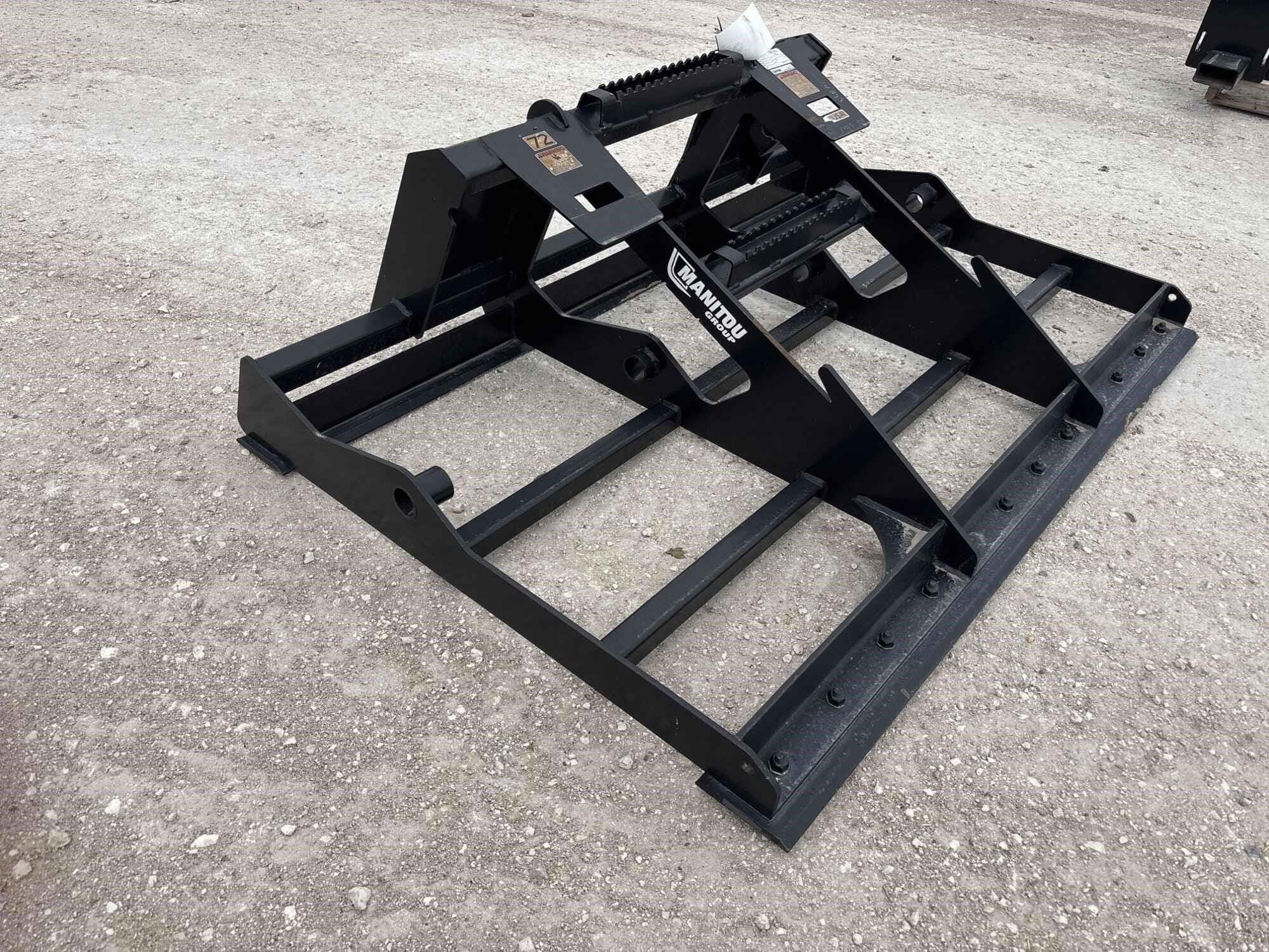 2023 Manitou 500785 Equipment Image0