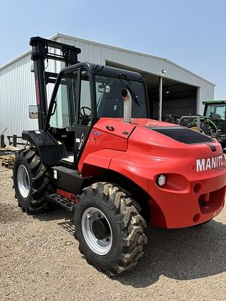 Image of Manitou M50-4 equipment image 4