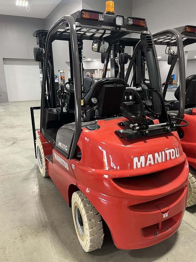 Image of Manitou MI25G equipment image 2