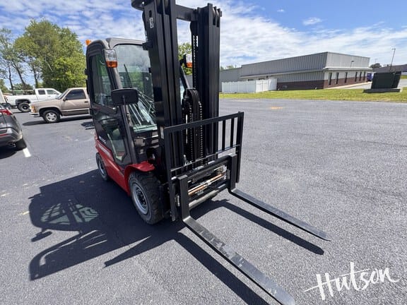 2024 Manitou MI25G Equipment Image0