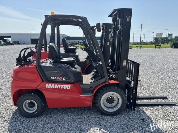 2023 Manitou MI30G Equipment Image0