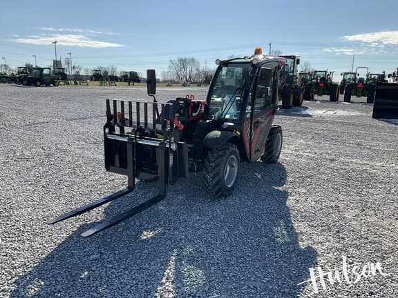 Image of Manitou ULM412 H equipment image 2