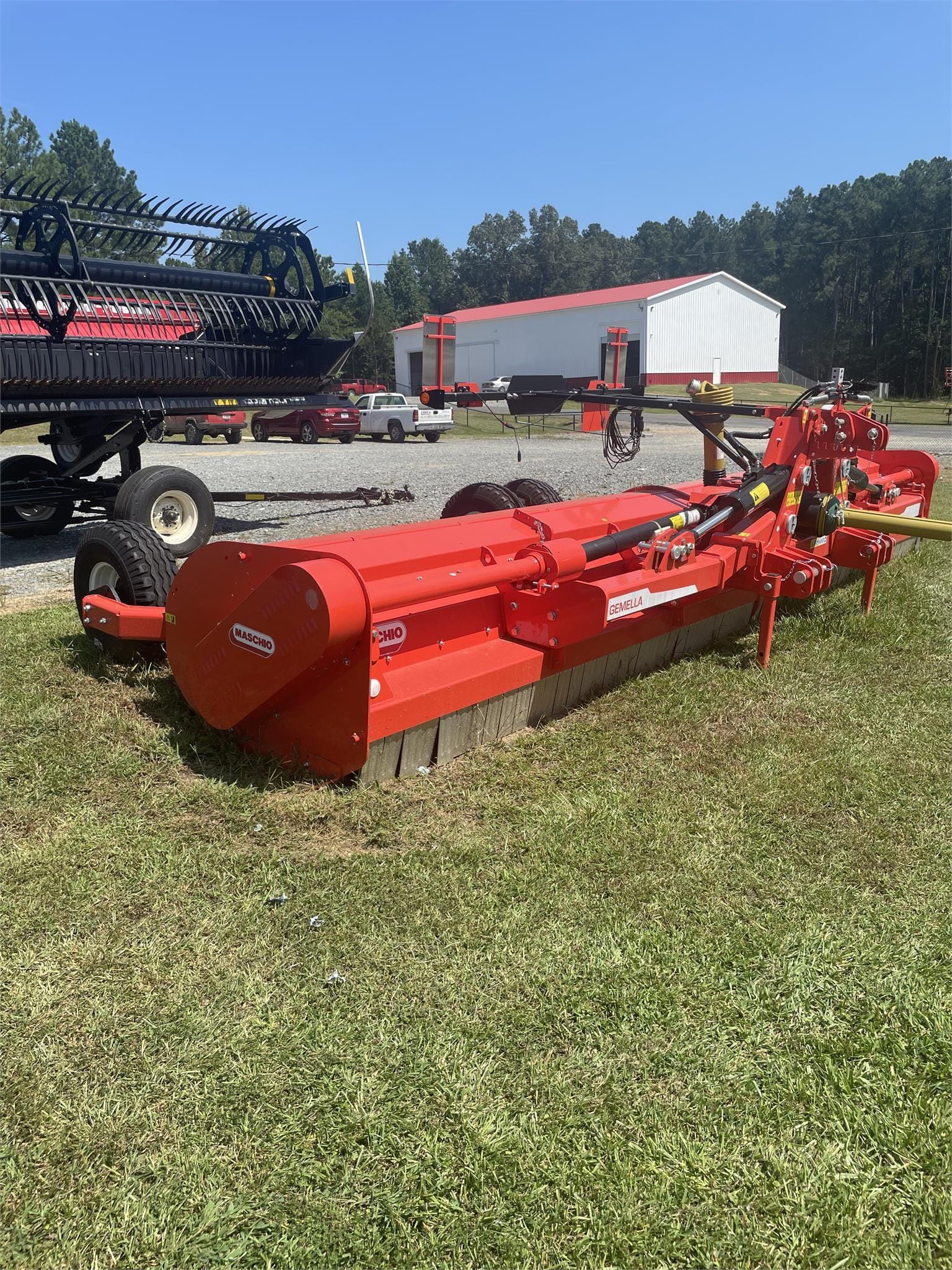 2023 Maschio Gemella 620 Equipment Image0