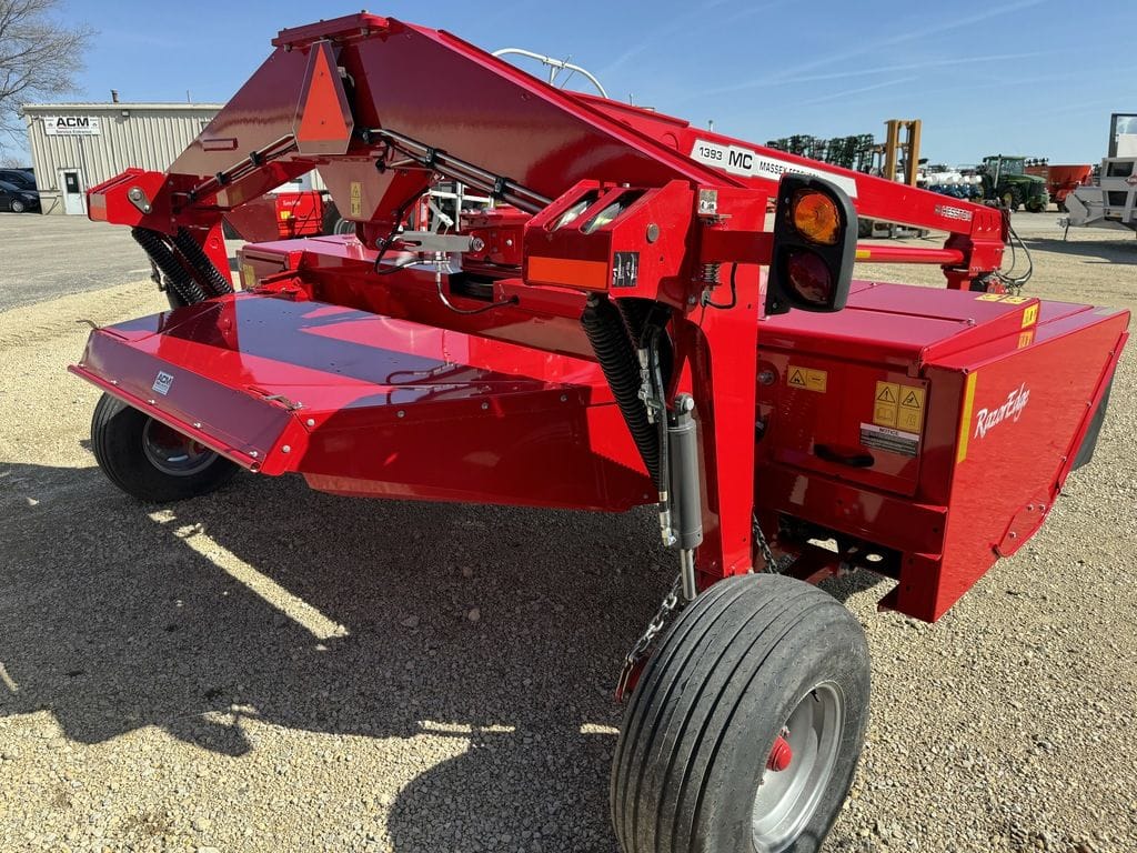 Main image Massey Ferguson 1393