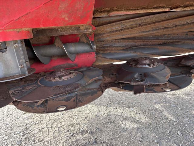 Image of Massey Ferguson 1316S equipment image 4