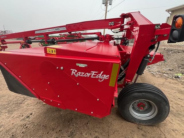 Image of Massey Ferguson 1316S equipment image 4