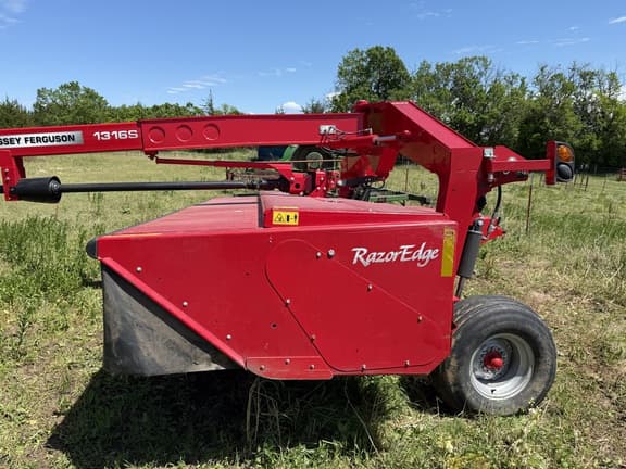 Image of Massey Ferguson 1316S equipment image 4