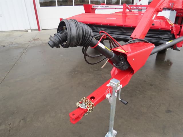 Image of Massey Ferguson 1359 equipment image 1