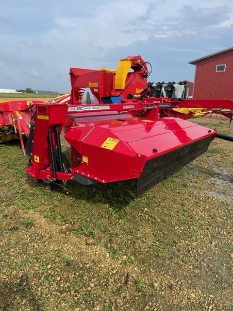 Image of Massey Ferguson 1359 equipment image 3